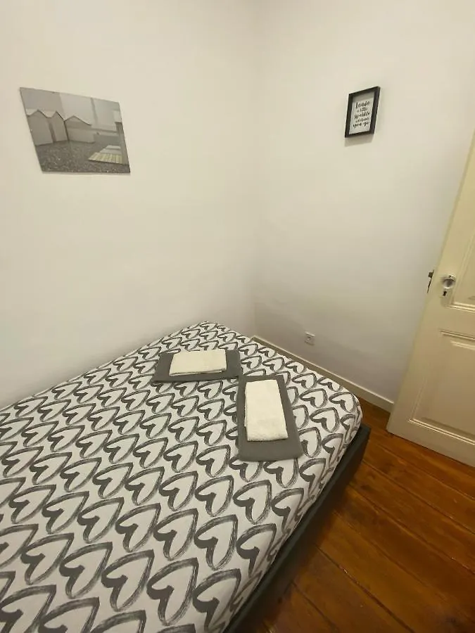 Apartamento Pedro Surf Shelter Lisboa 0*,  Portugal